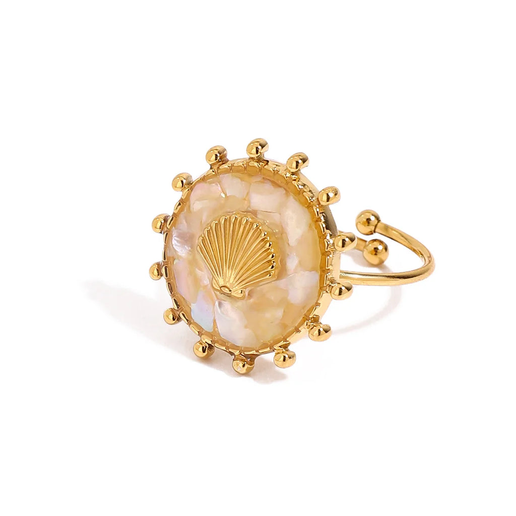 Boho Natural Seashell Charm Ring – 18K Gold Plated Stainless Steel Adjustable