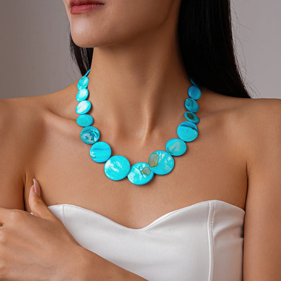 Boho Shell Collarbone Chain Necklace – Minimalist Geometric Round Pendant