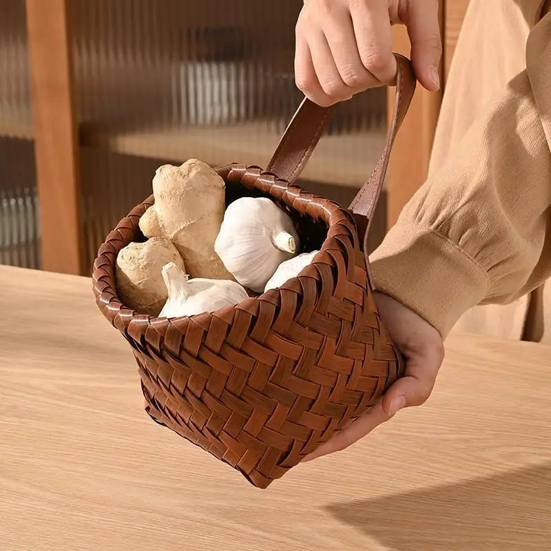 Wall Hanging Basket Boho Style Hand-Woven Hanging Storage Baskets Kitchen Ginger Garlic Scallion Egg Fruit Storage Box