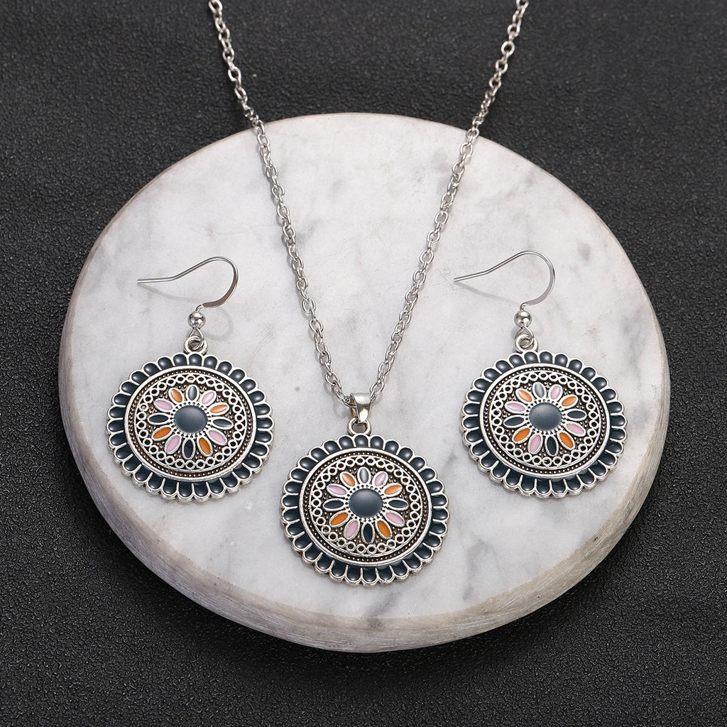 Boho Flower Earring & Necklace Set – Indian-Inspired Bohemian Jewelry in 4 Colors